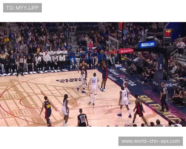 勇士团队内线穿插帮助打开得分空间