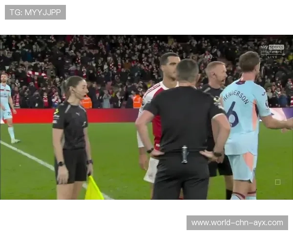 布伦特福德利用宽度展开进攻